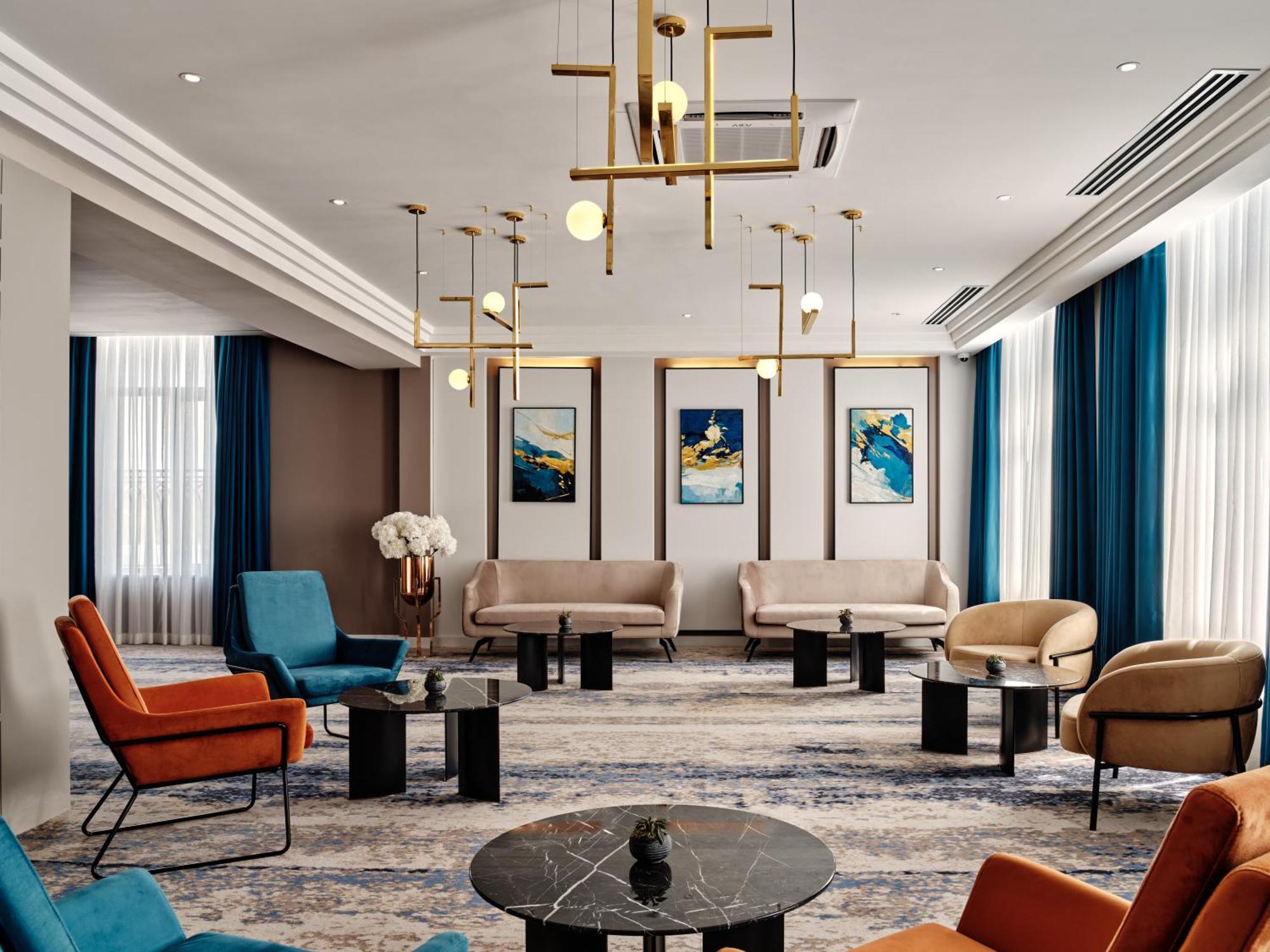 Crowne Plaza Tashkent By Ihg Hotel Exterior photo